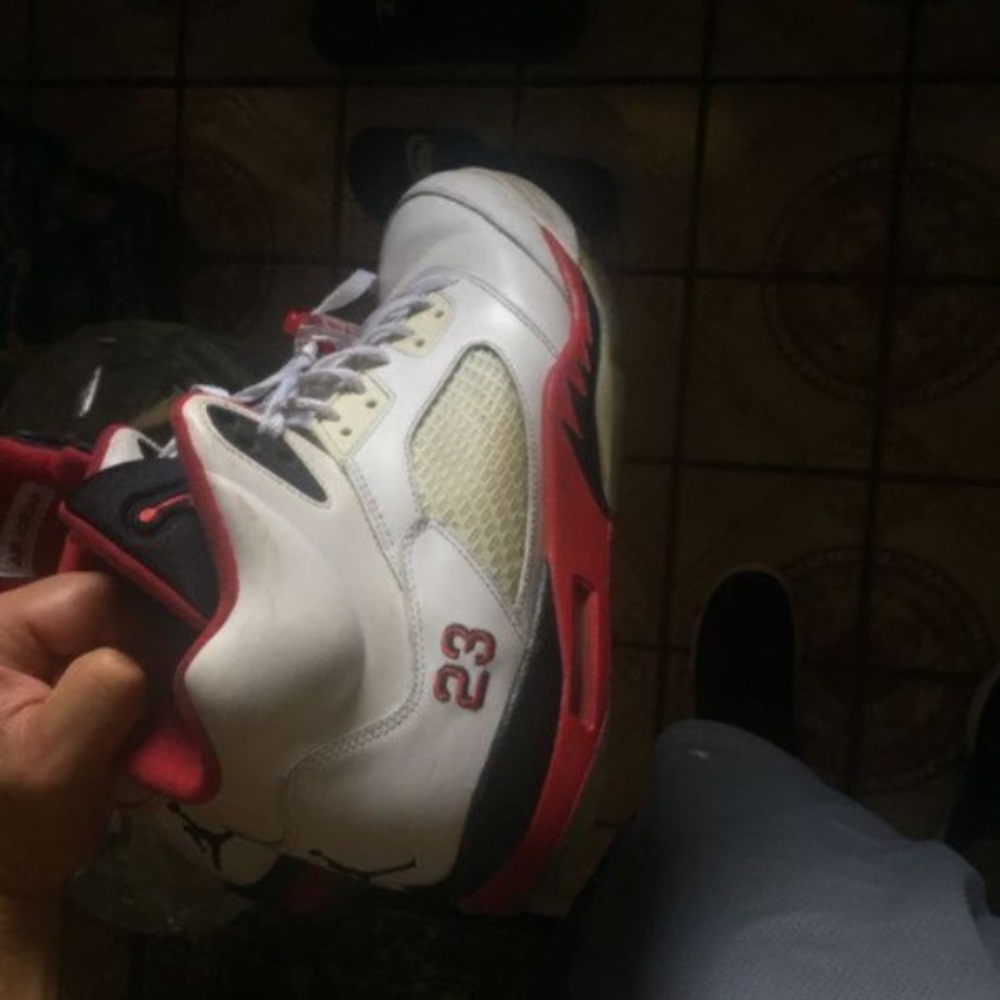 Shoes - Picture 4 of 4